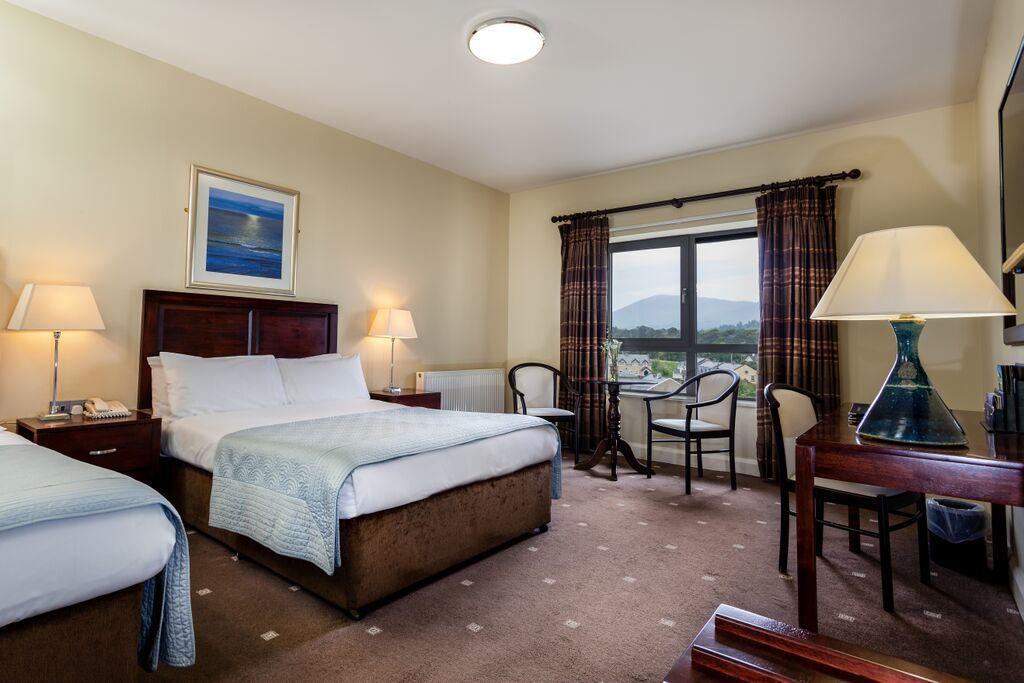 The Kenmare Bay Hotel & Leisure Resort Room photo